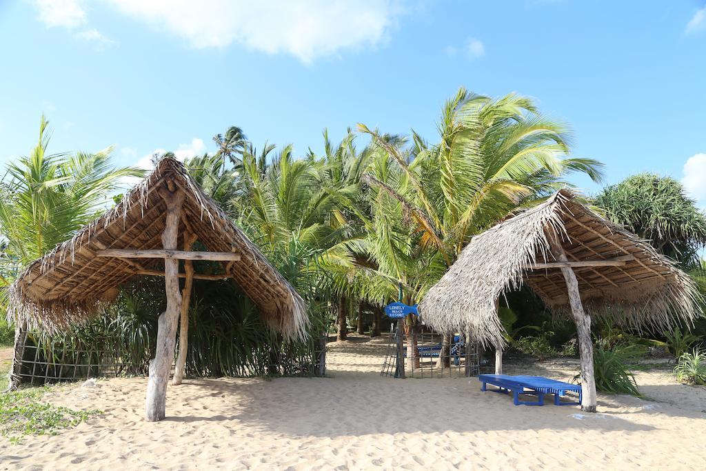 Lonely Beach Resort Тангалла Экстерьер фото